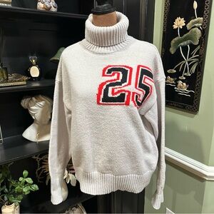 Frenchmauve Dante Turtleneck Sweater Light Grey Size Small